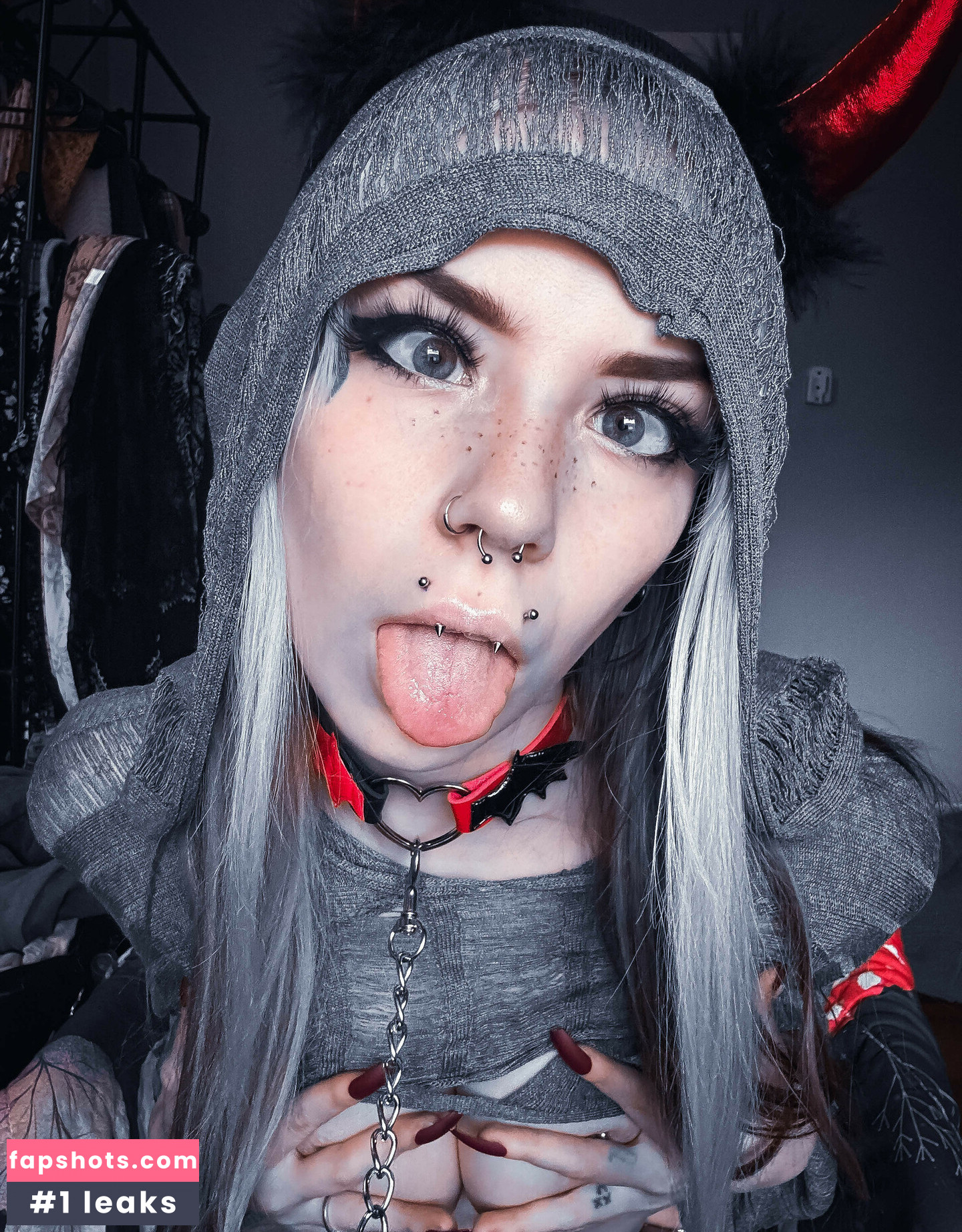 Midnight_rav3n gallery photo #26