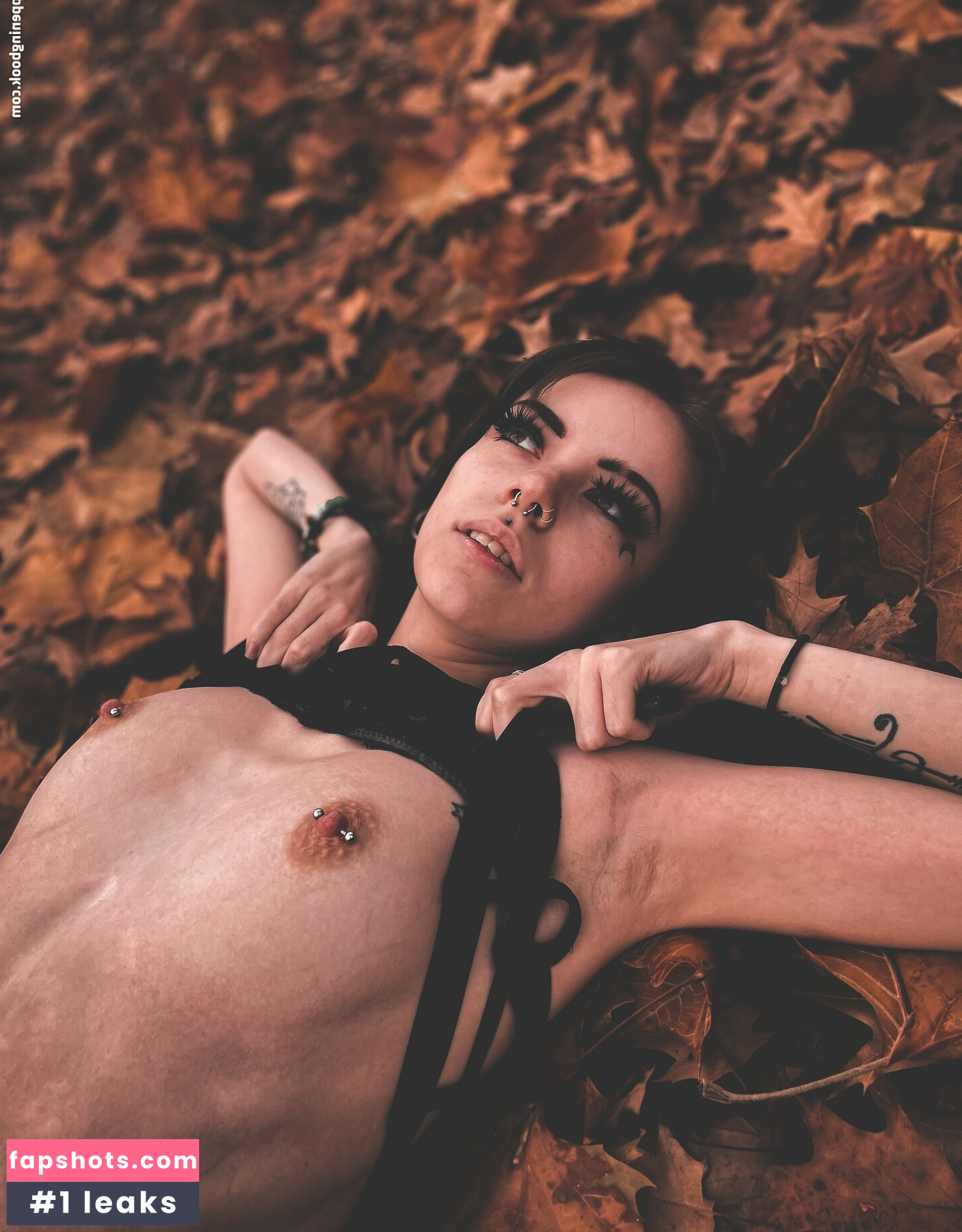 Midnight_rav3n gallery photo #58