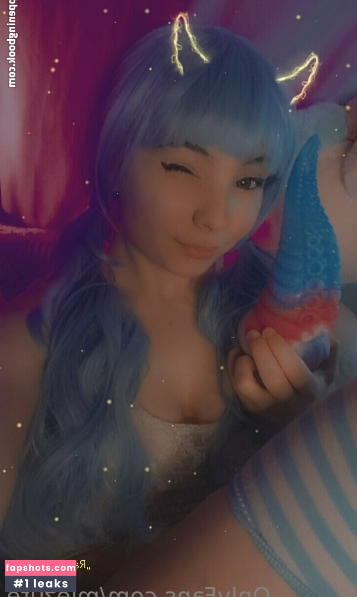 Miezute Nahé úniky fotek pouze od fanoušků #13 - Fapshots