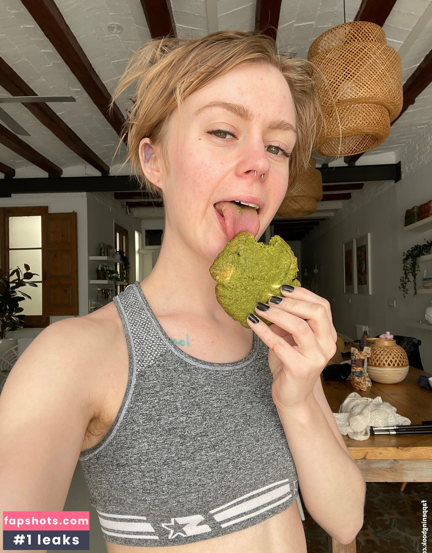 migistardust gallery photo #24