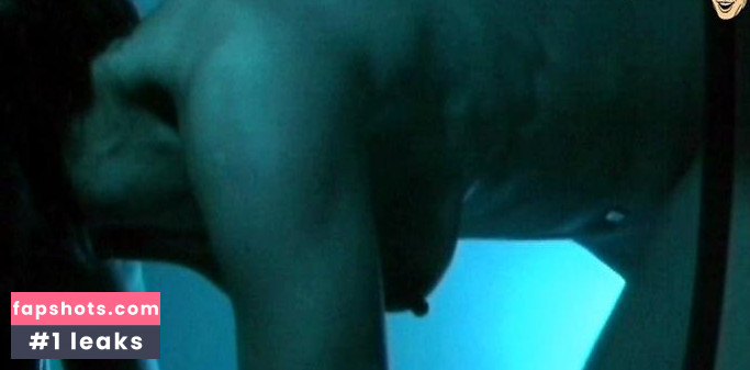 Miho Ariga gallery photo #6