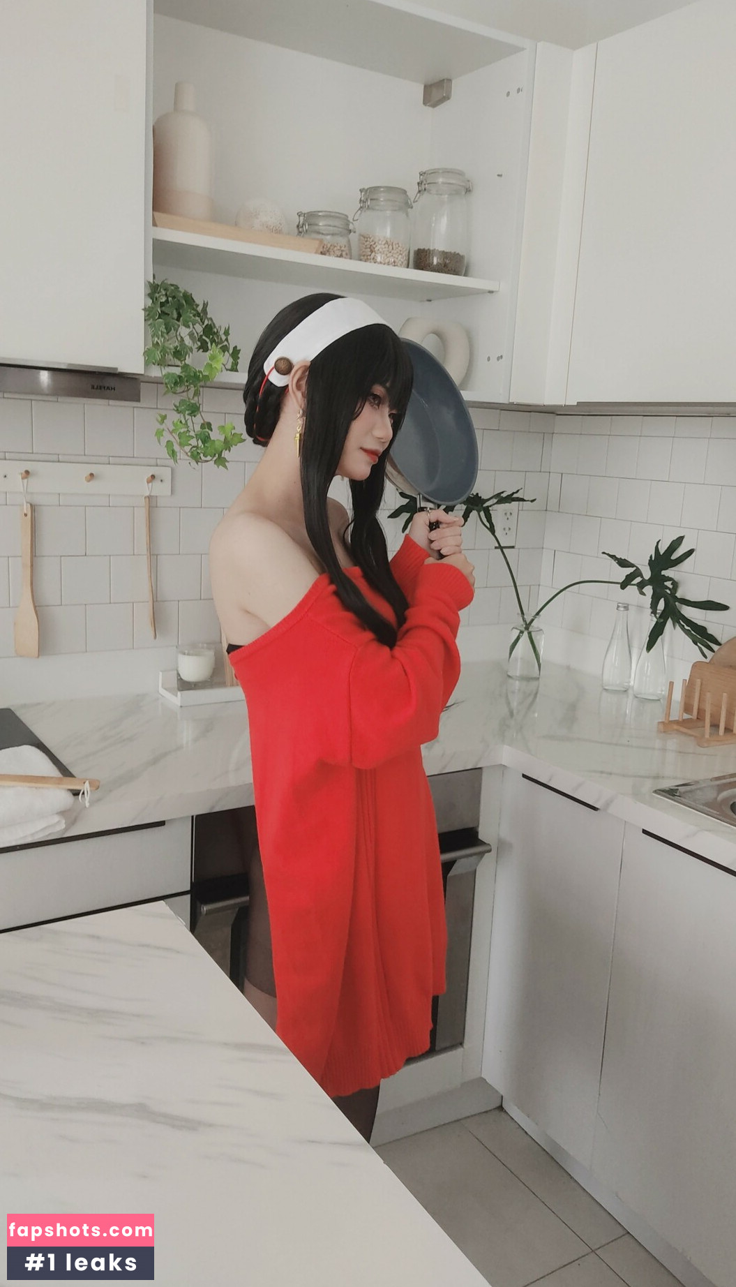 Miinmeow nude babe gallery