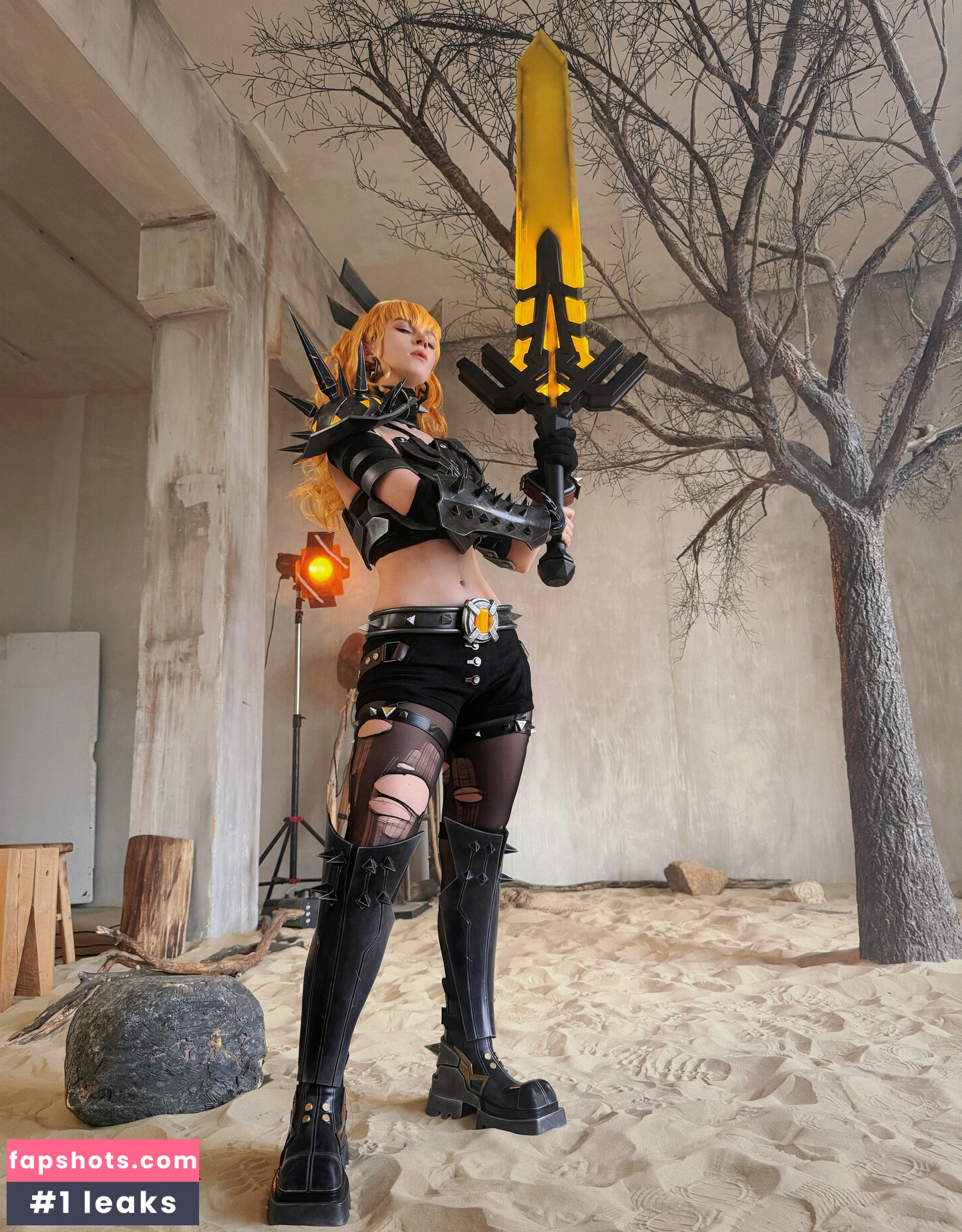 Mik Allen gallery photo #36