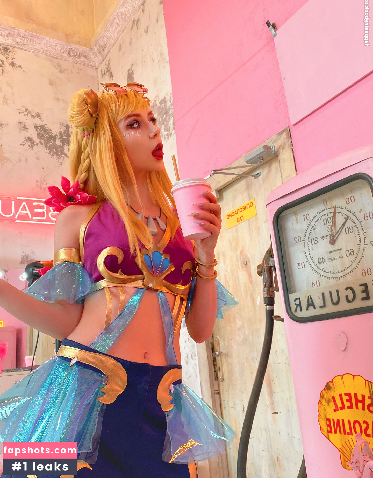 Mik Allen gallery photo #413