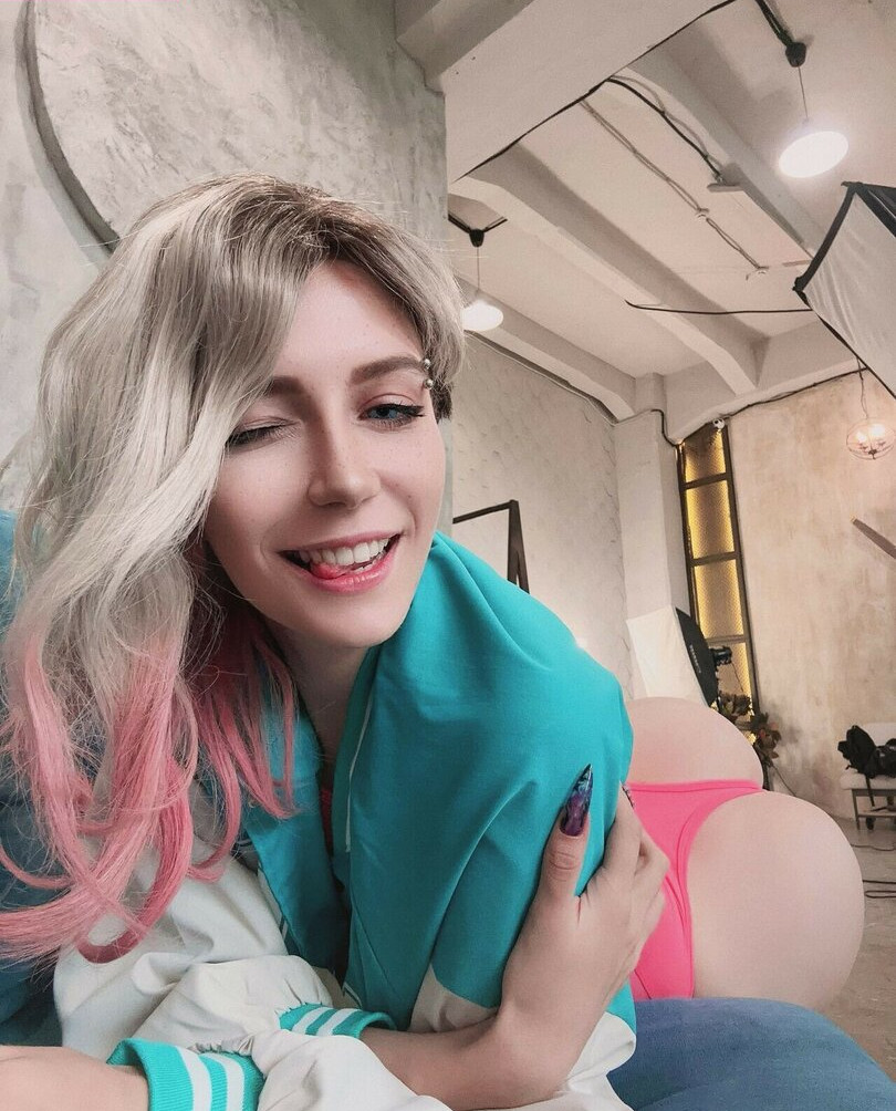 mik-allen gallery photo #1086