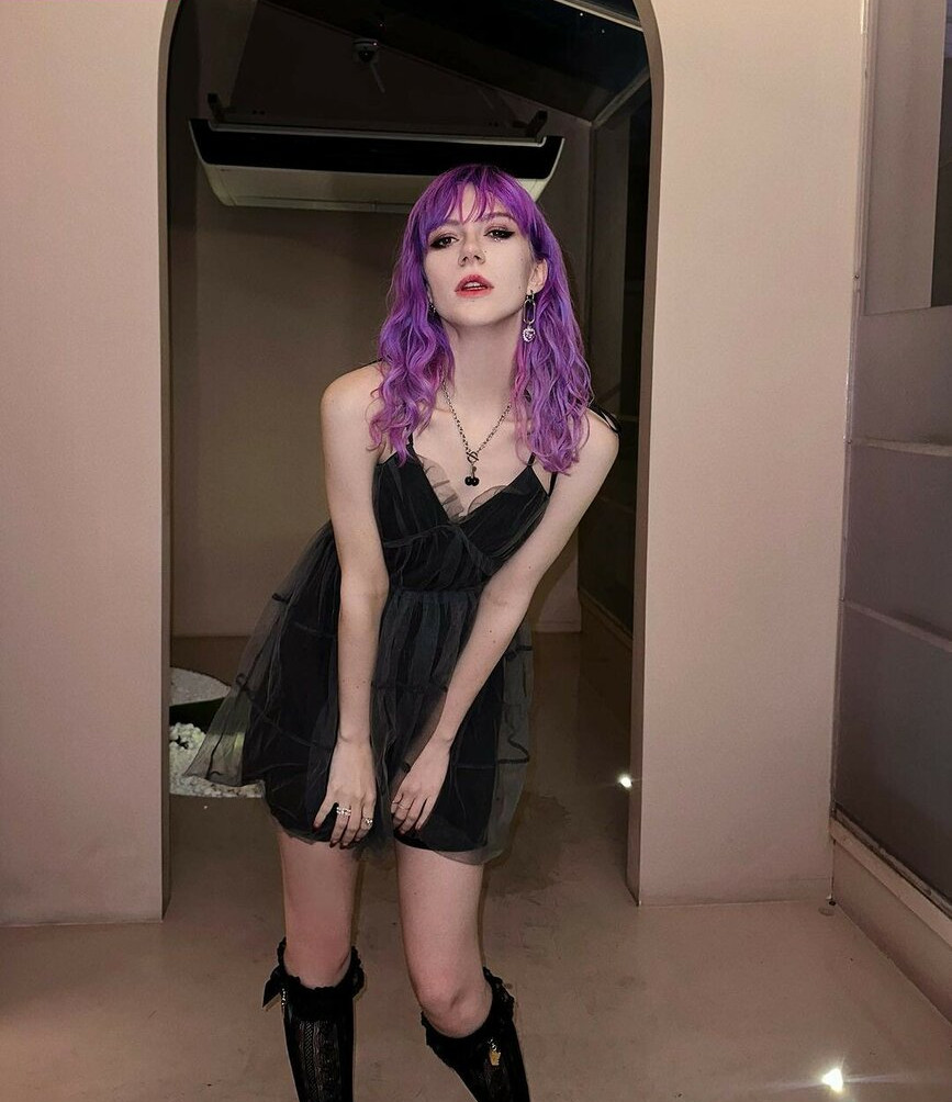 mik-allen gallery photo #1181