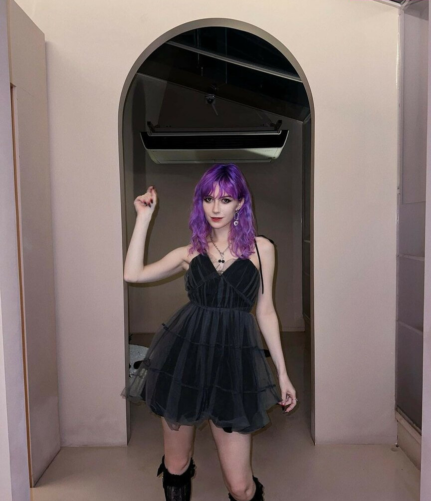 mik-allen gallery photo #1182