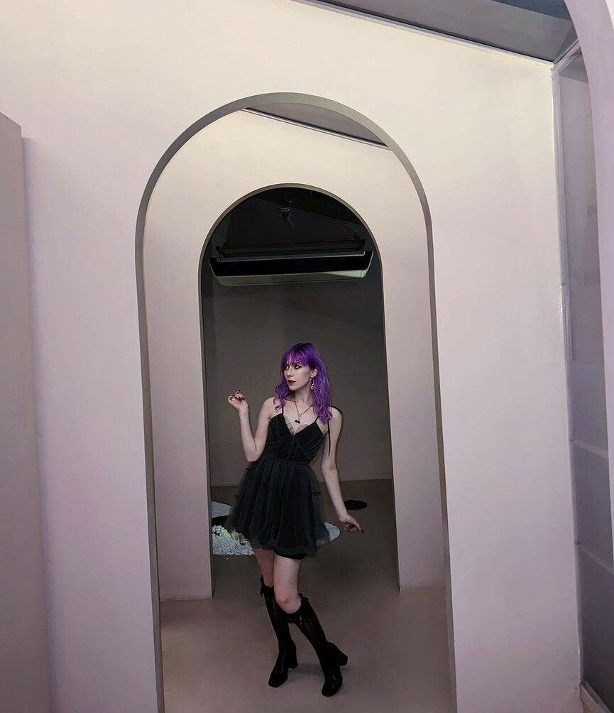 mik-allen gallery photo #1183