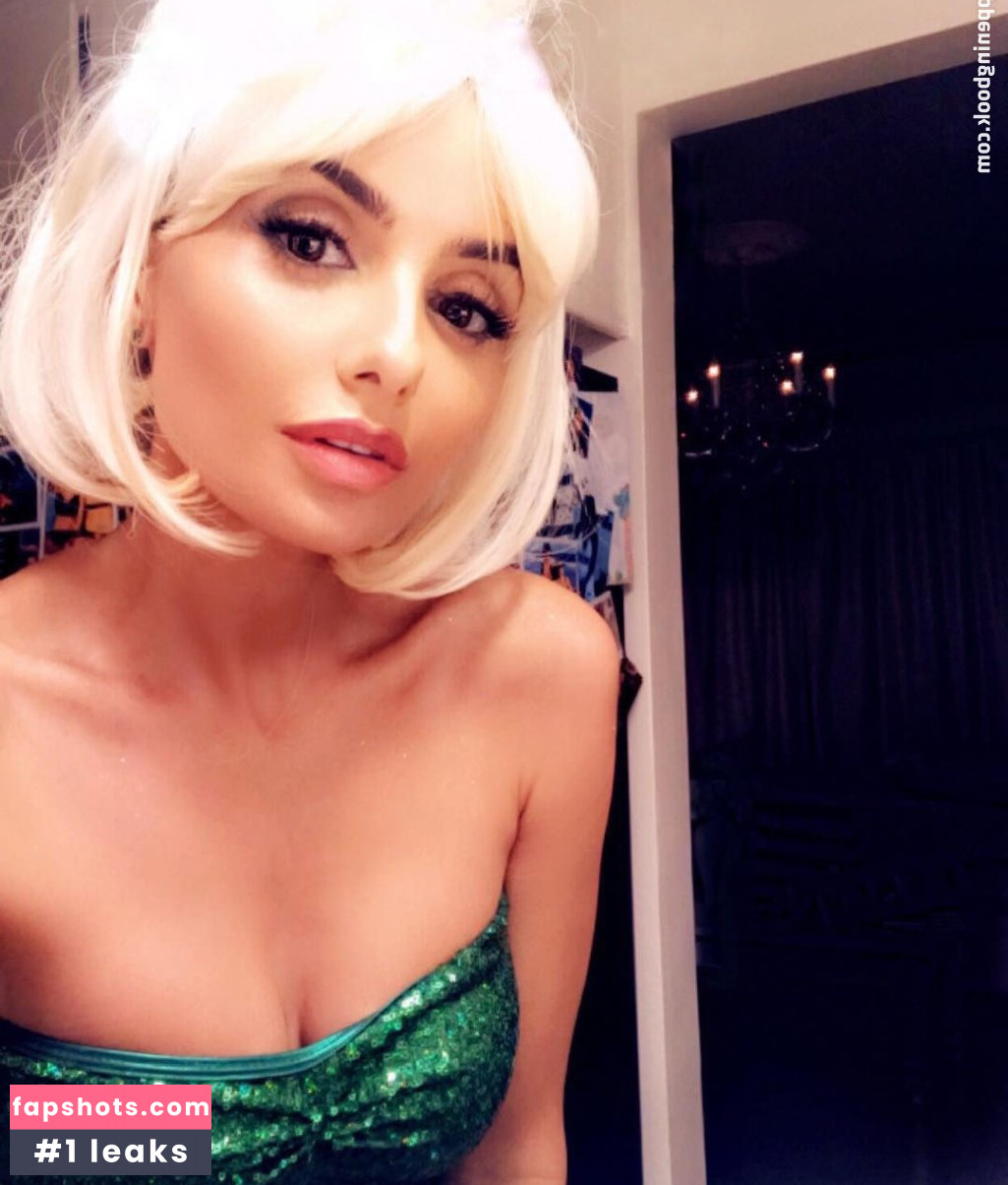 Mikaela Hoover gallery photo #108