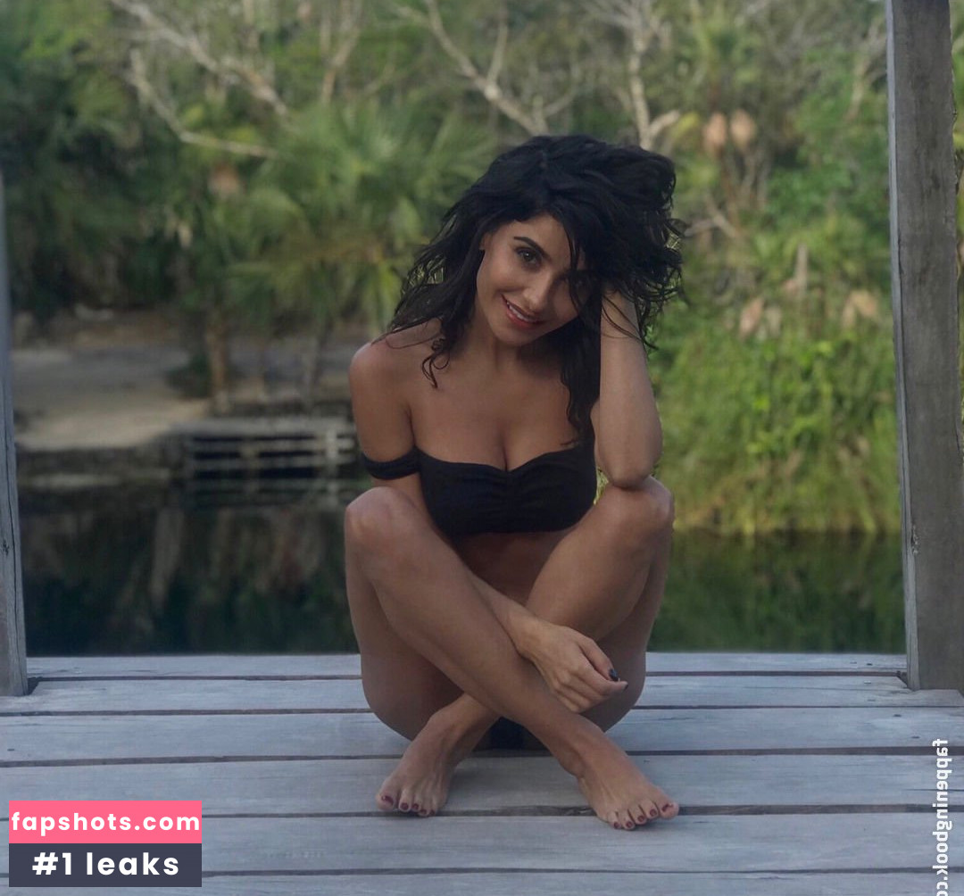 Mikaela Hoover gallery photo #109