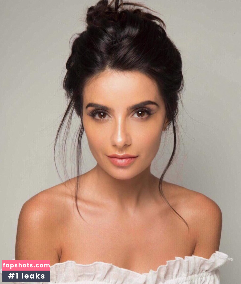 Mikaela Hoover gallery photo #110