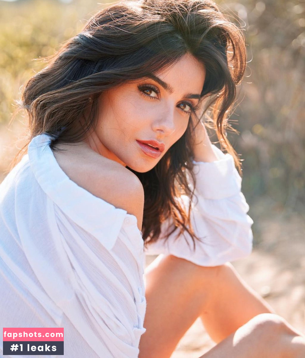 Mikaela Hoover gallery photo #129