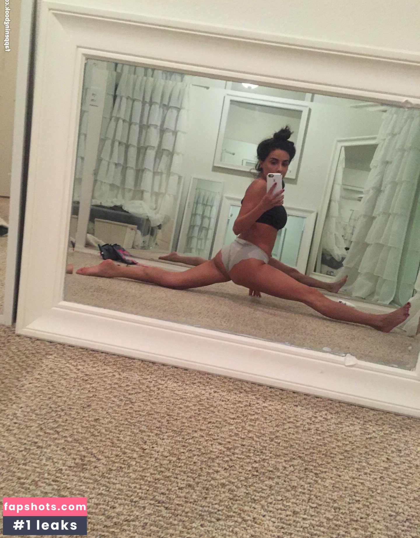 Mikaela Hoover gallery photo #14