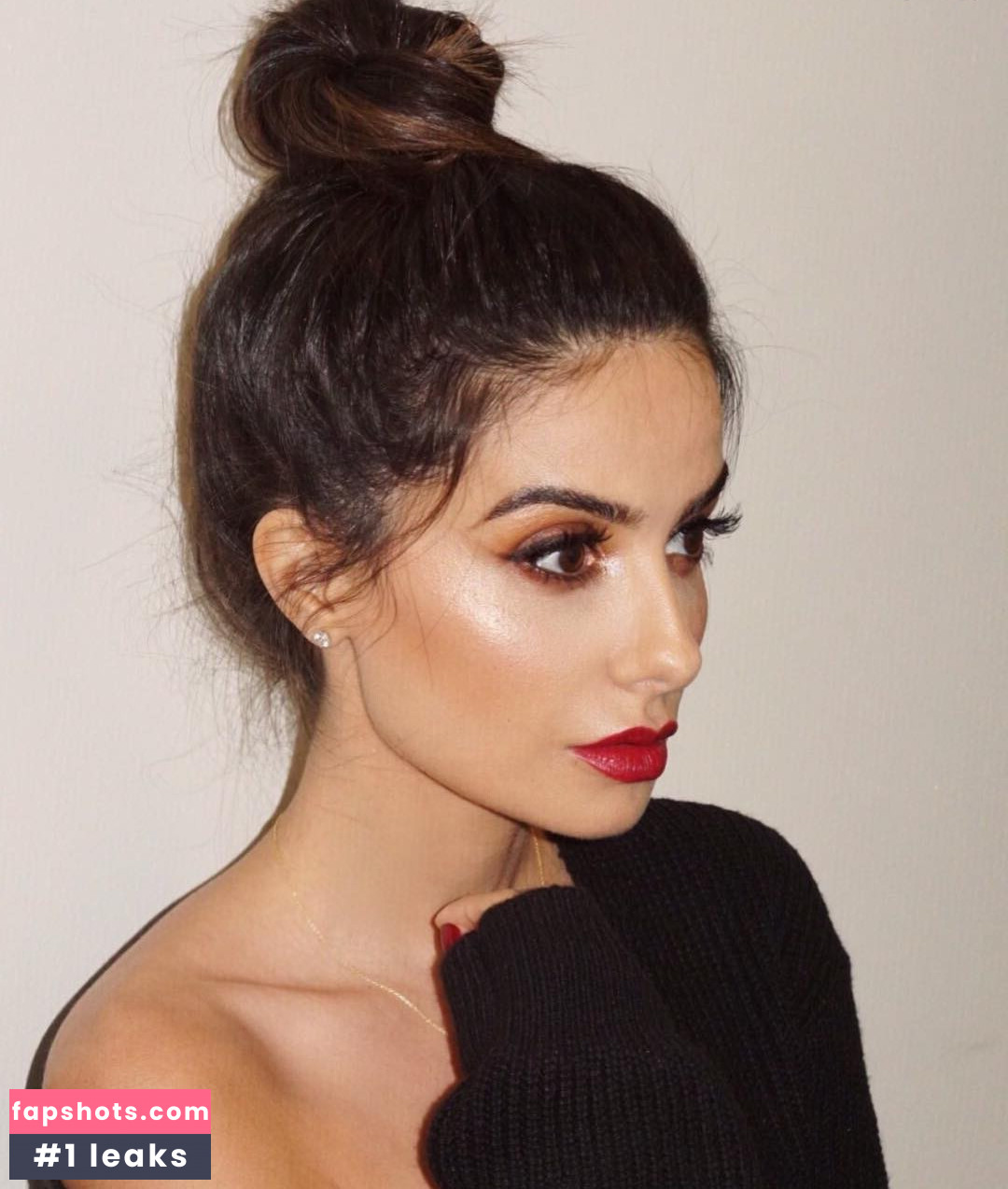 Mikaela Hoover gallery photo #69