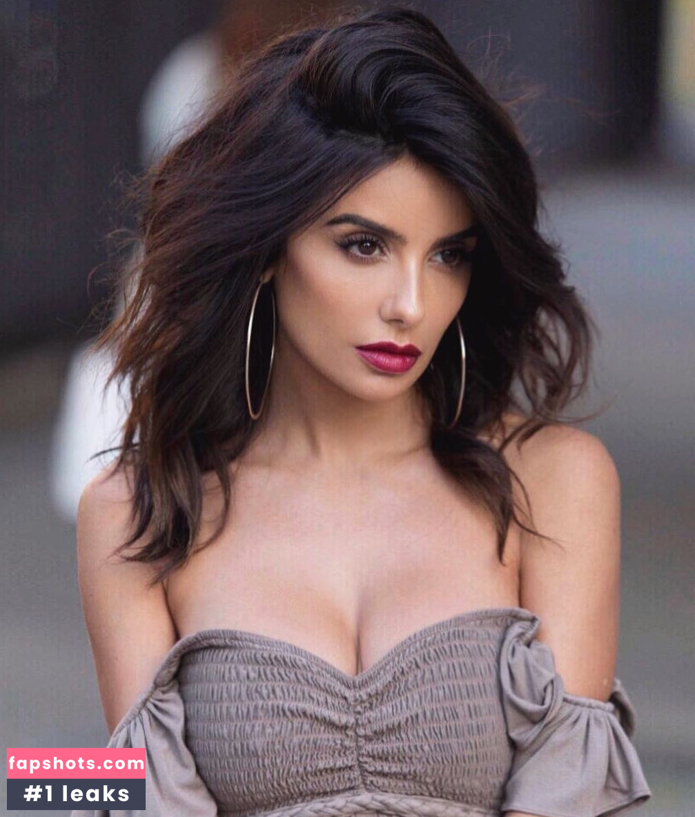 Mikaela Hoover gallery photo #82