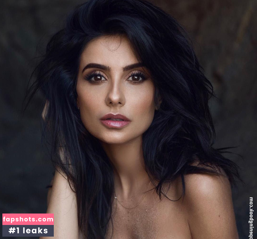 Mikaela Hoover gallery photo #97