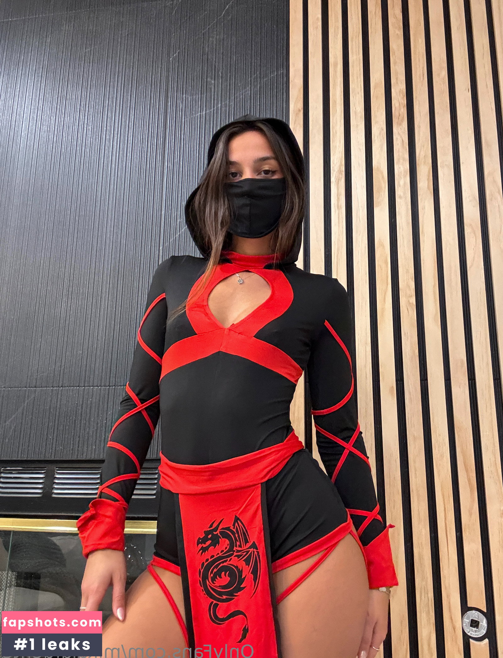 Mikaela Lafuente gallery photo #4199