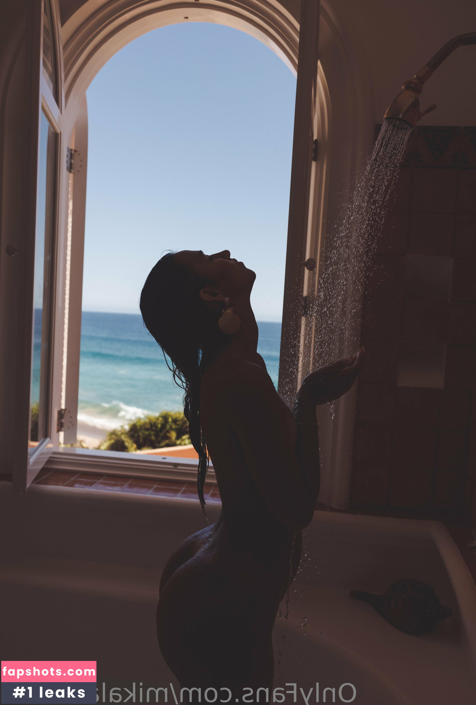 Mikaela Lafuente gallery photo #316