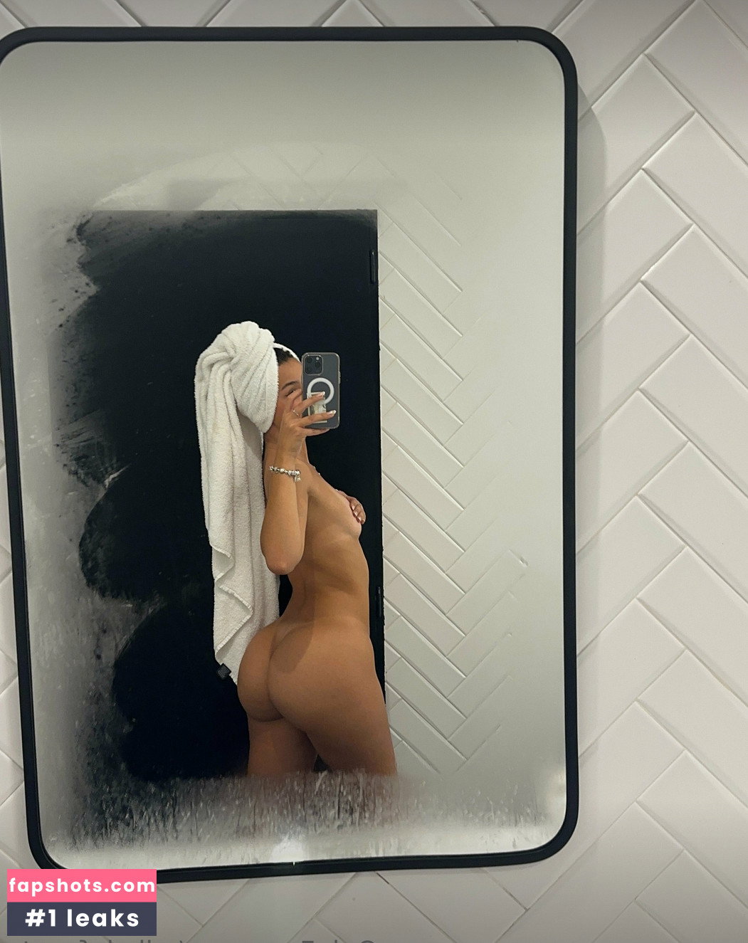 Mikaela Lafuente gallery photo #2227