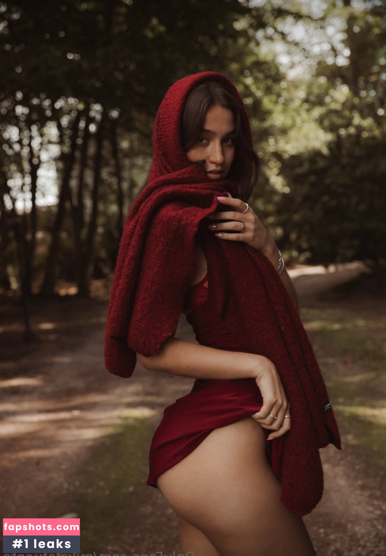 Mikaela Lafuente gallery photo #4435