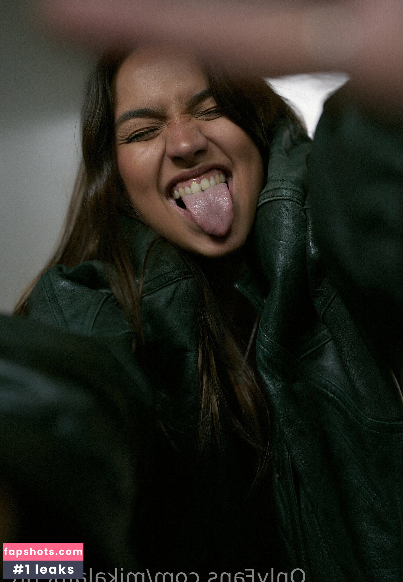 Mikaela Lafuente gallery photo #2850