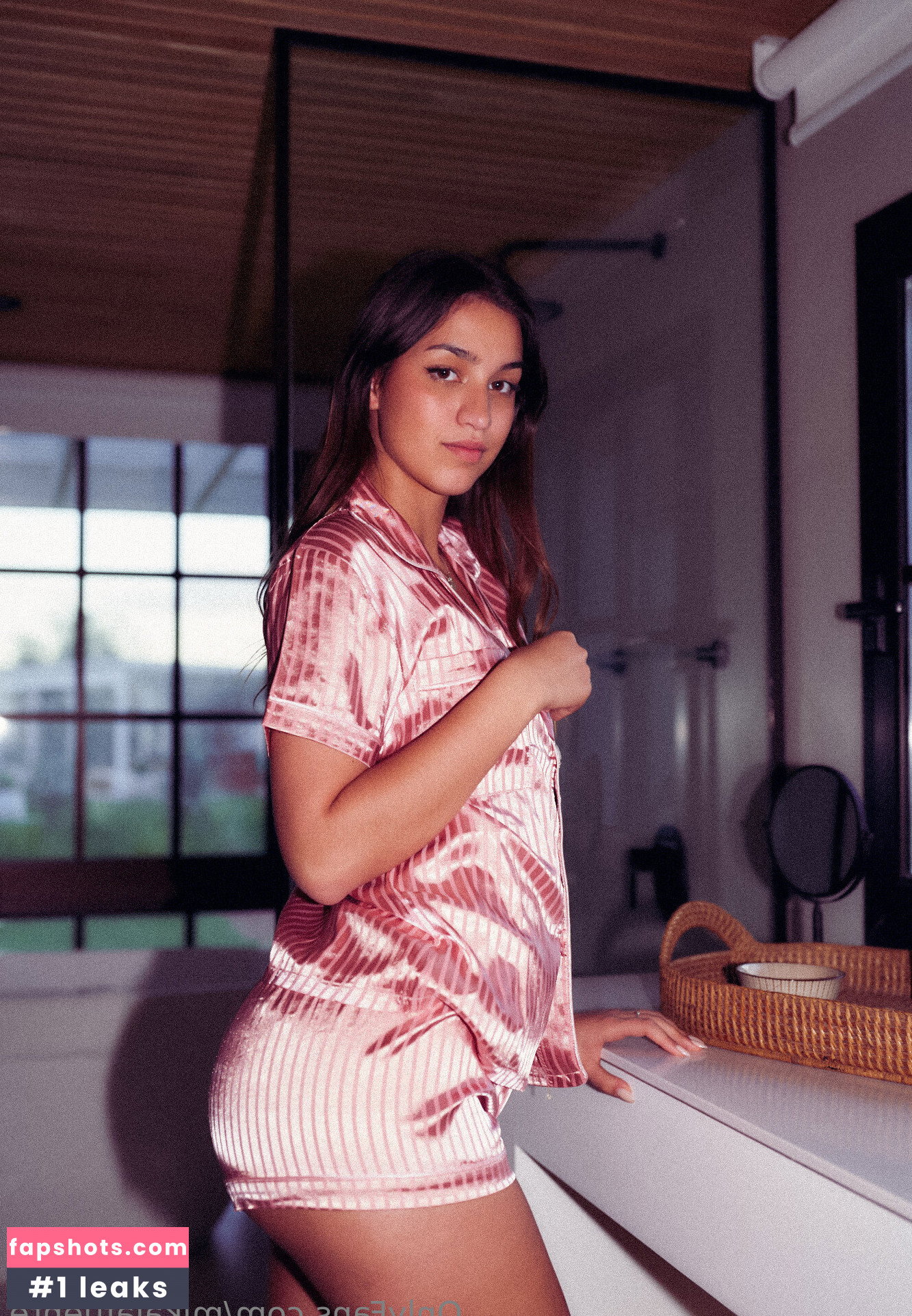 Mikaela Lafuente gallery photo #3131