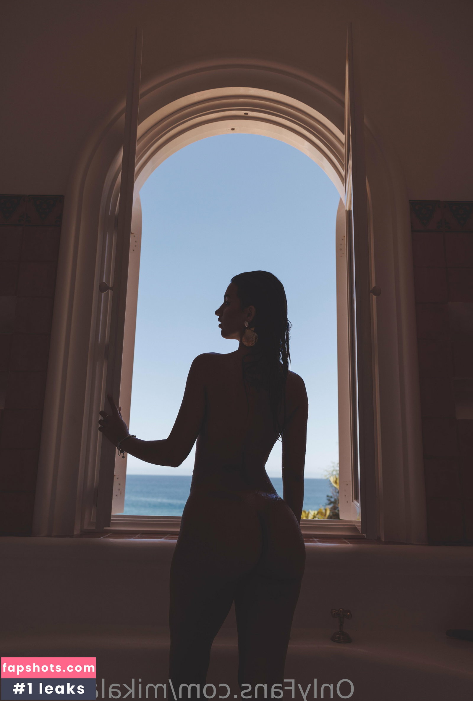 Mikaela Lafuente gallery photo #2500
