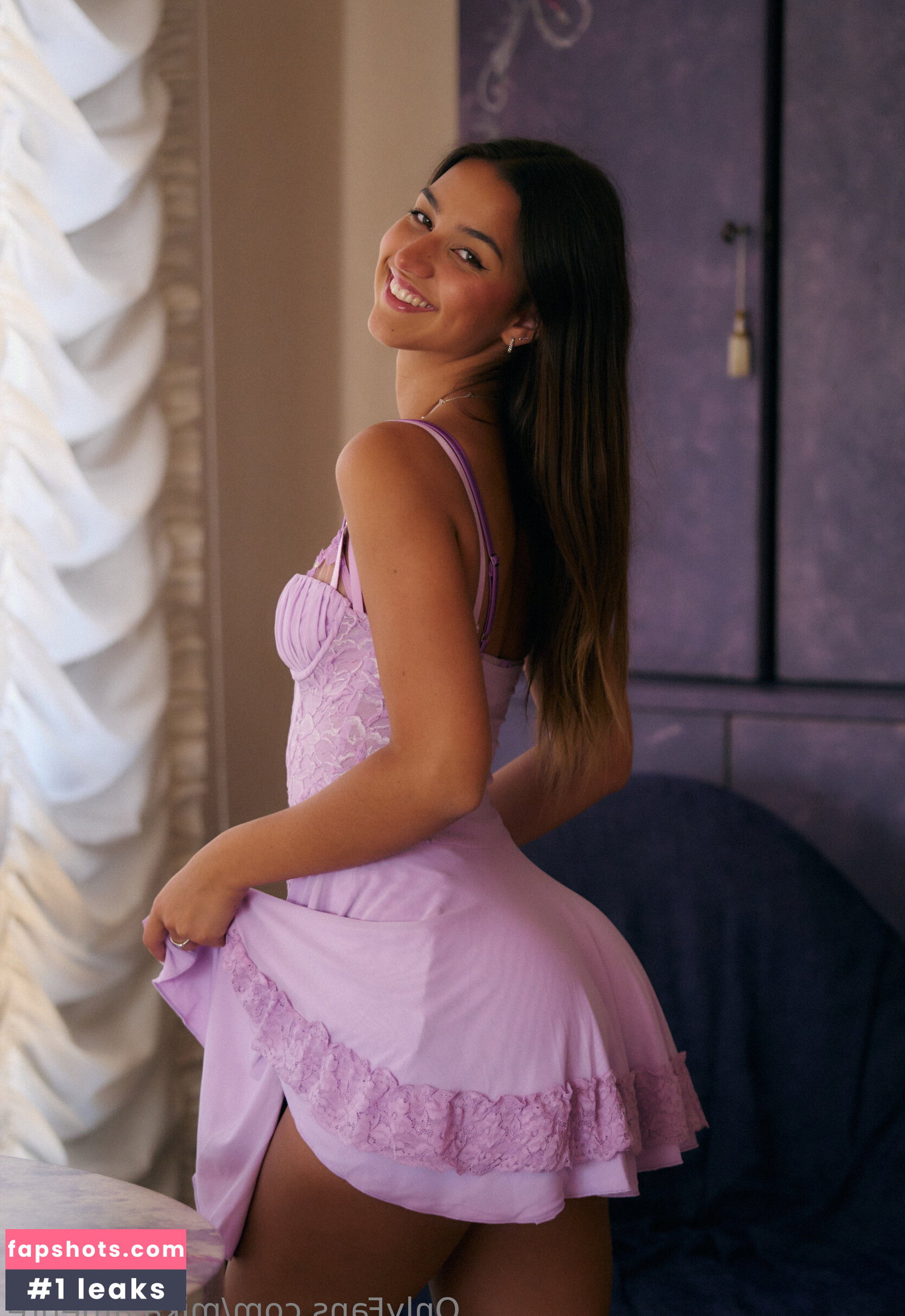 Mikaela Lafuente gallery photo #3422