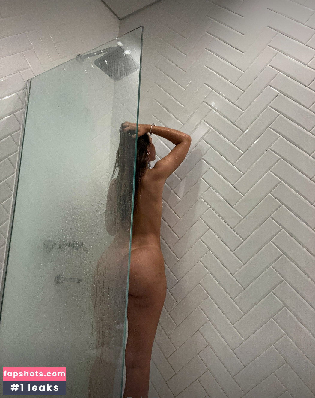 Mikaela Lafuente gallery photo #3383