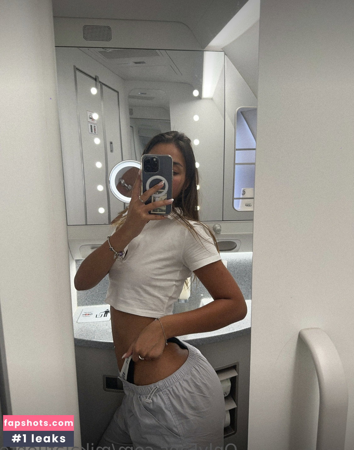 Mikaela Lafuente gallery photo #1852