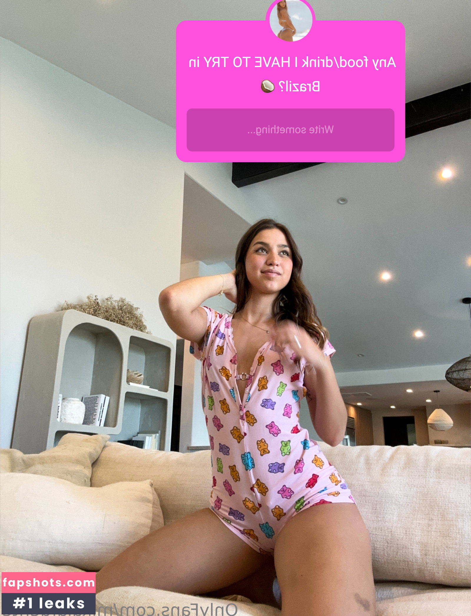 Mikaela Lafuente gallery photo #2418