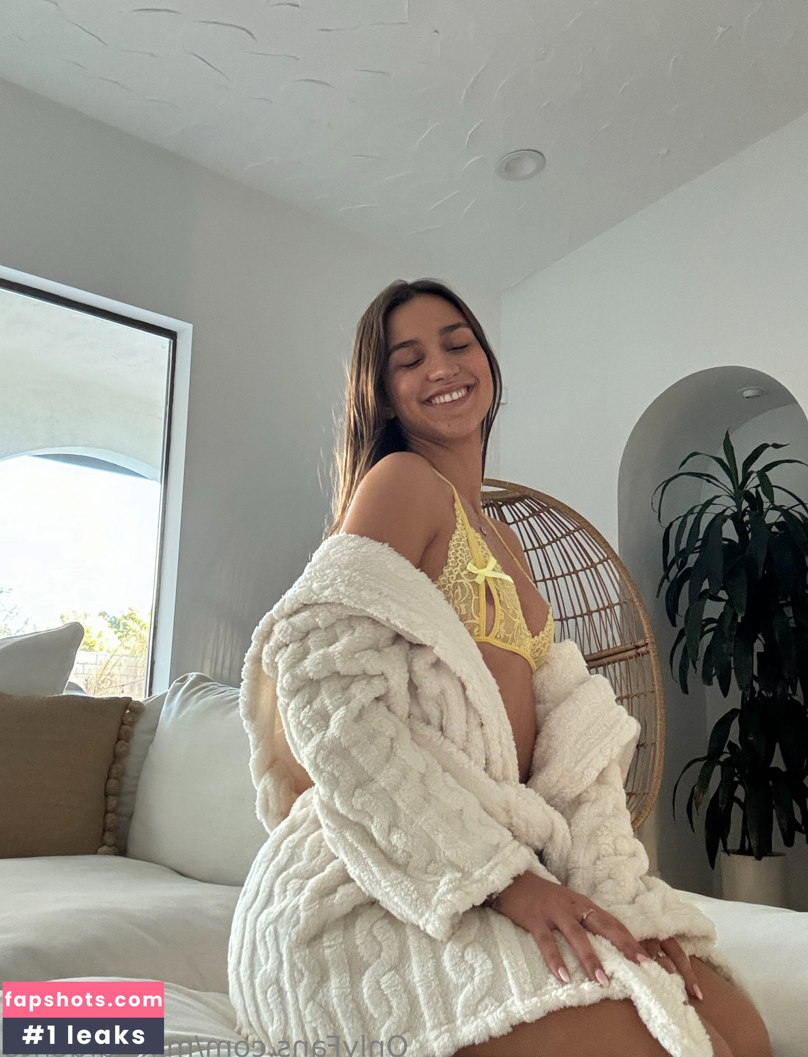 Mikaela Lafuente gallery photo #217