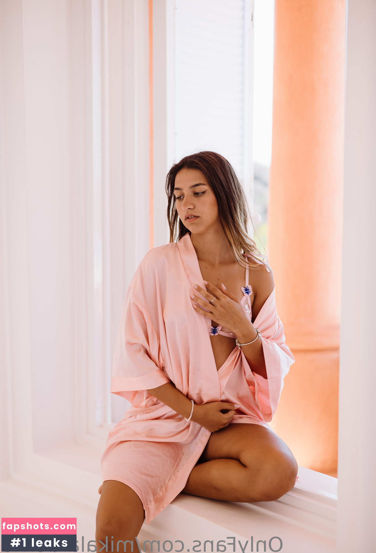 Mikaela Lafuente gallery photo #813
