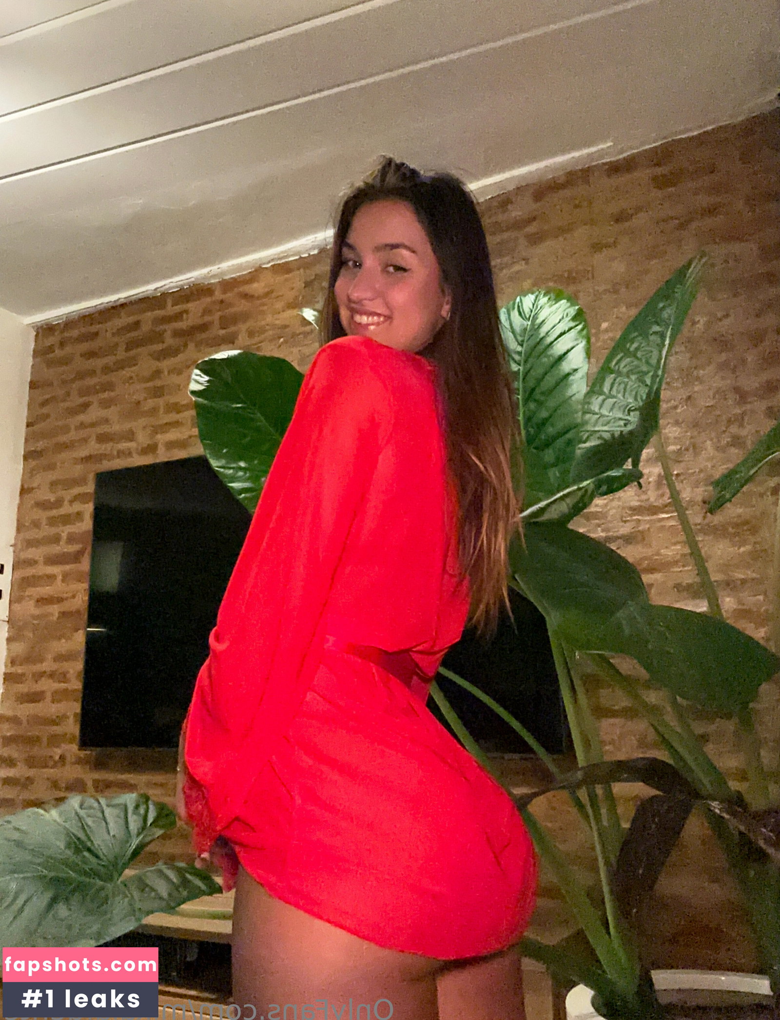 Mikaela Lafuente gallery photo #1608