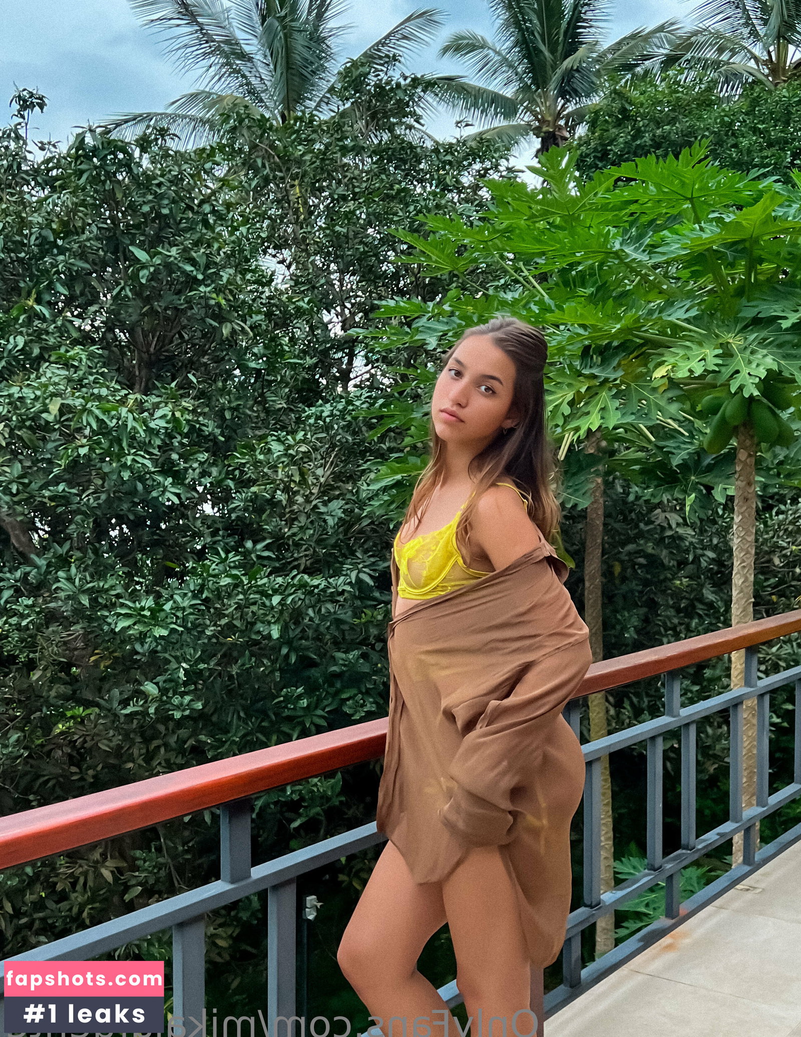 Mikaela Lafuente gallery photo #214