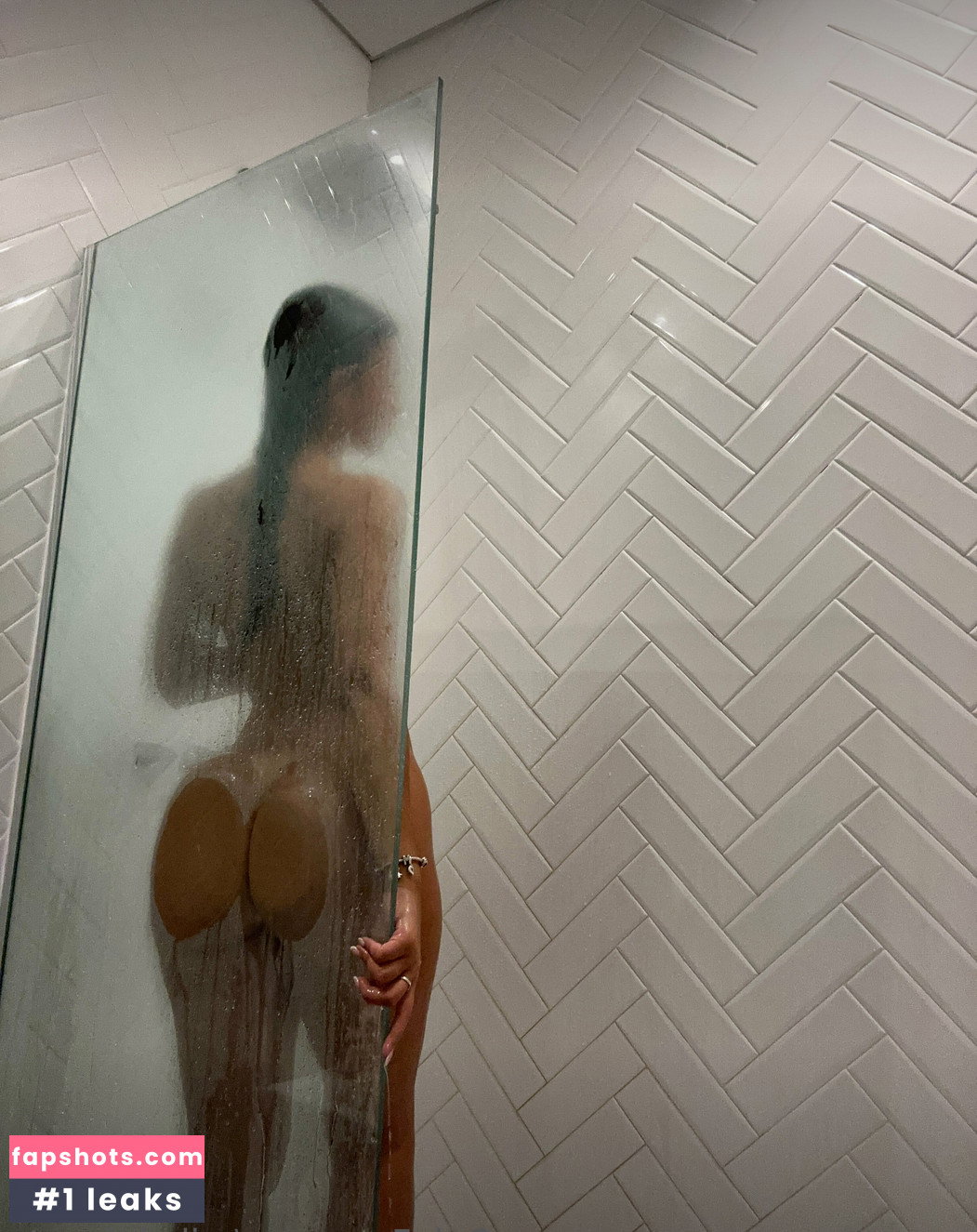 Mikaela Lafuente gallery photo #1388