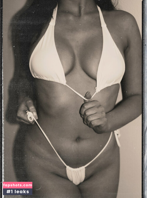 Mikaela Pascal gallery photo #1251