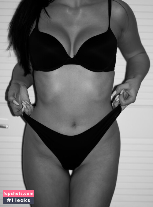 Mikaela Pascal gallery photo #1466