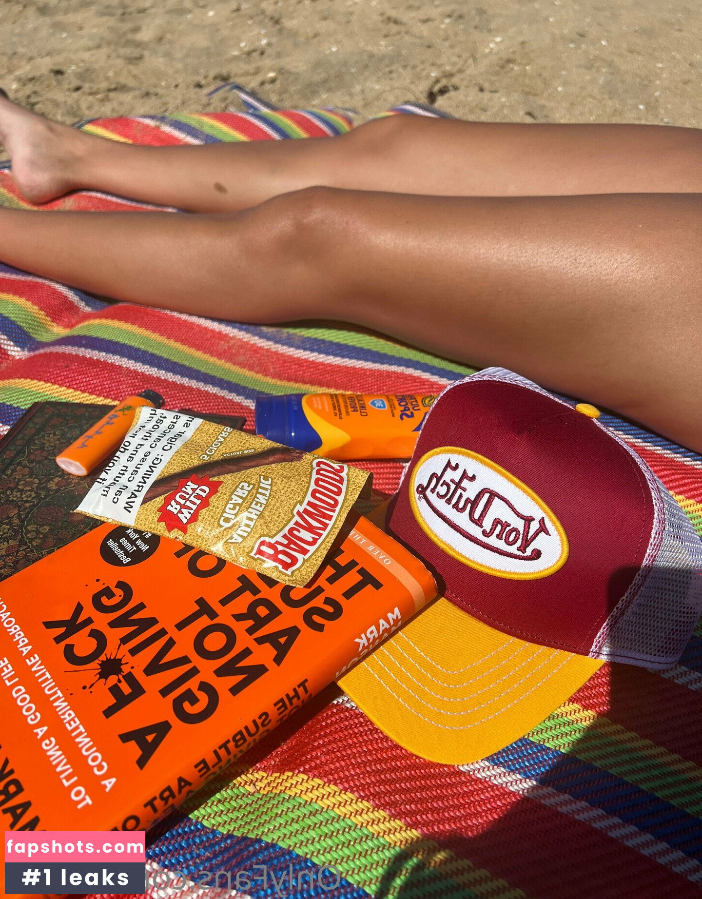 mikahl gallery photo #24