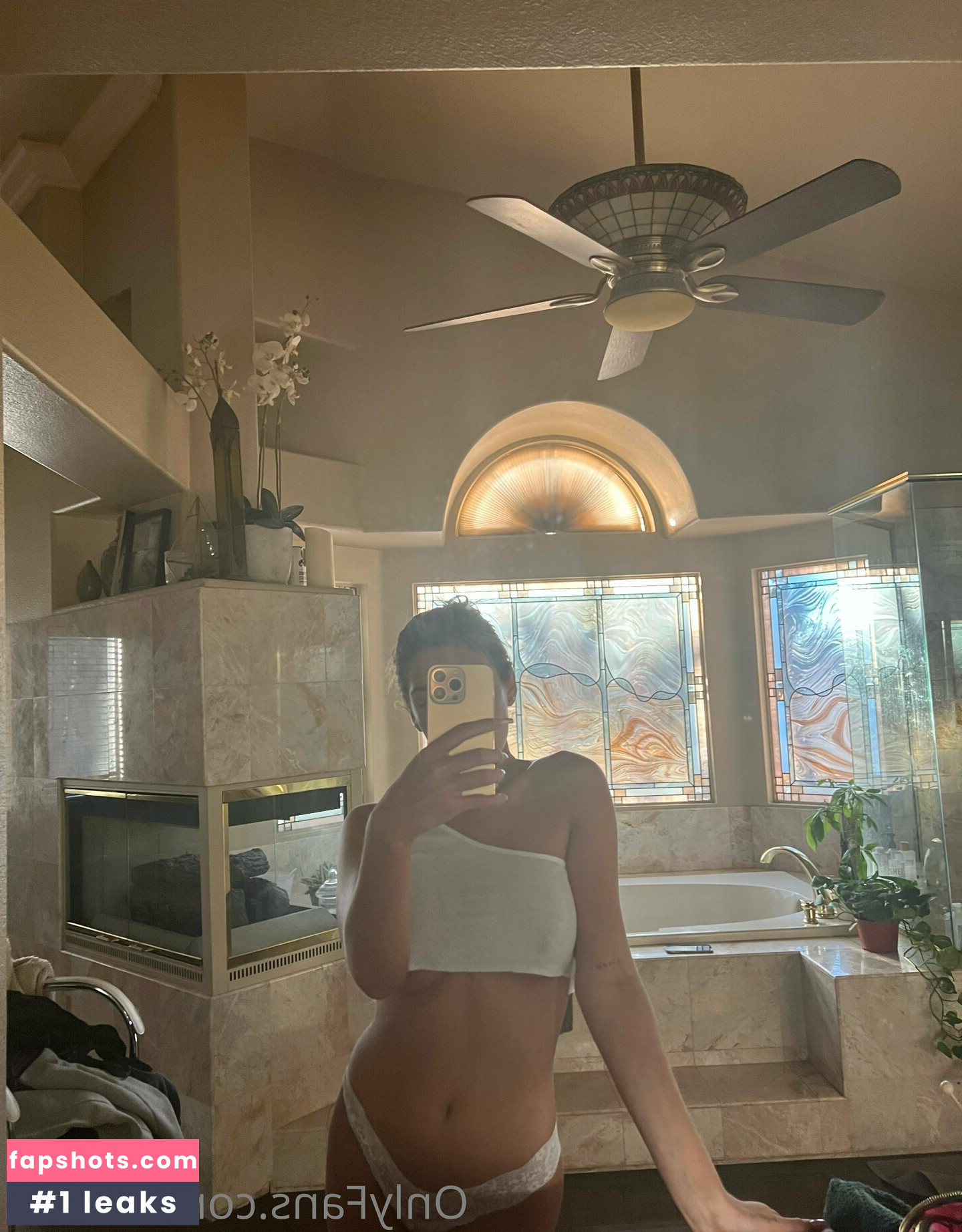 mikahl gallery photo #55