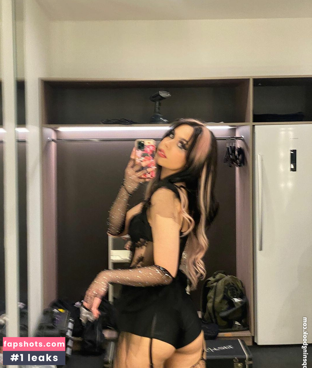 Mikaila Delgado gallery photo #21