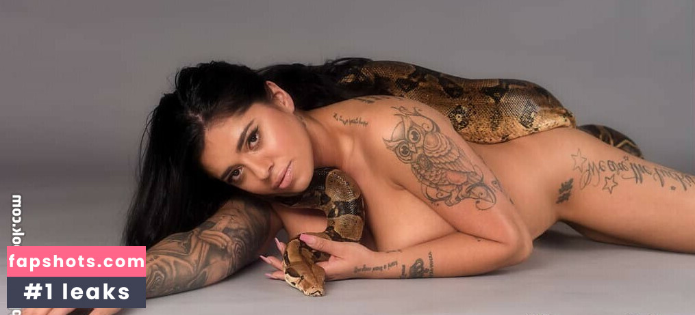 Mikayla Dabash gallery photo #6