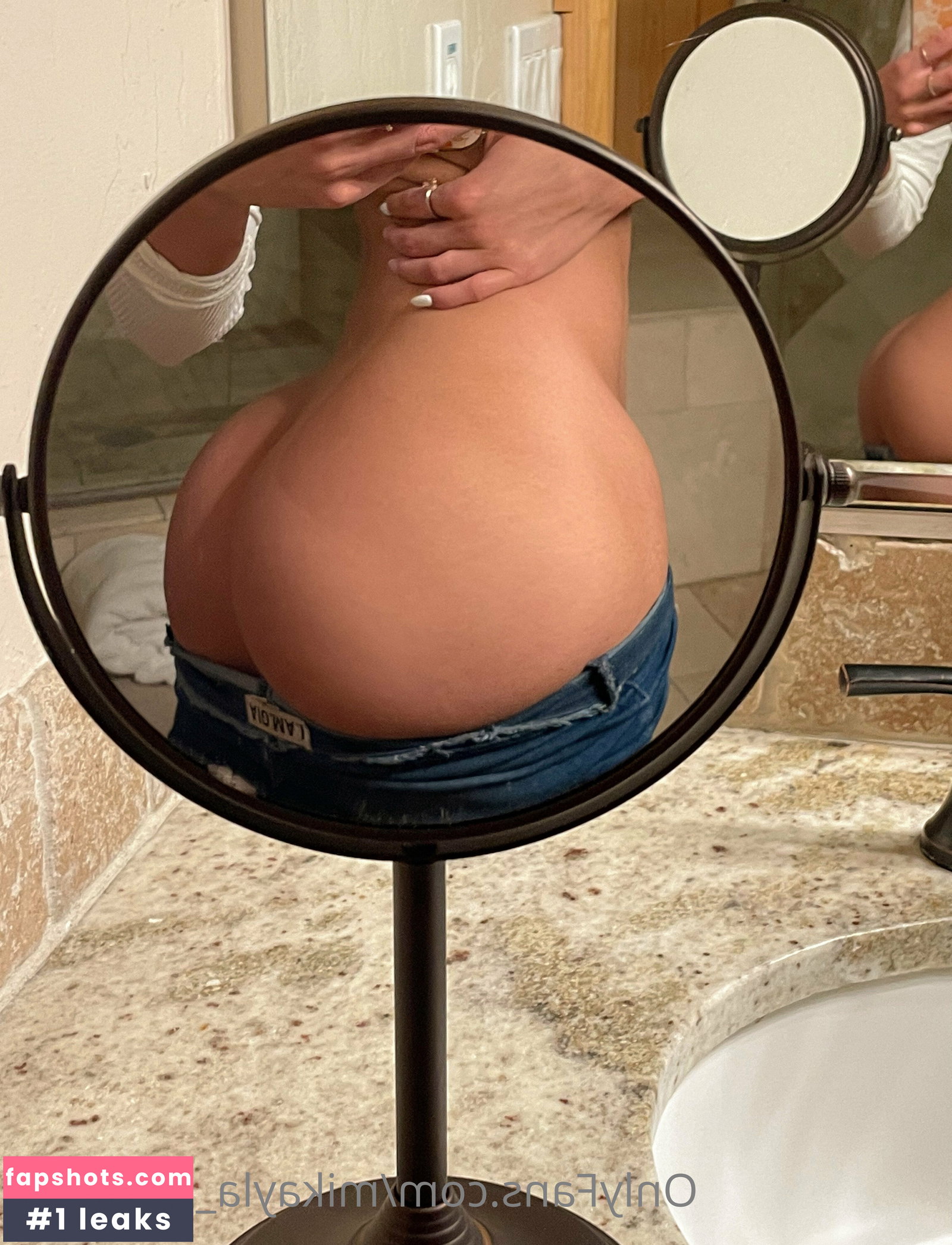 Mikayla Demaiter gallery photo #4591
