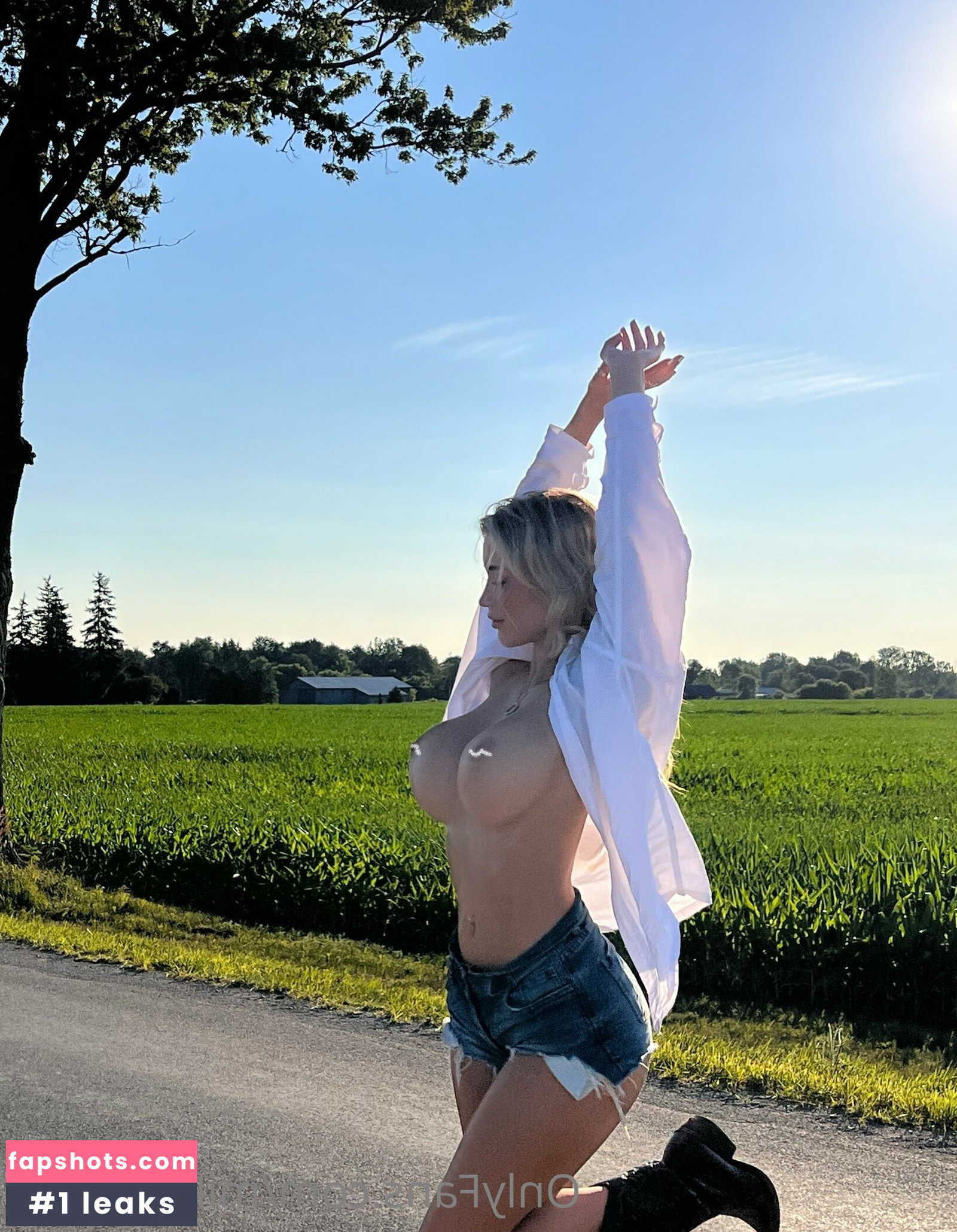 Mikayla Demaiter gallery photo #11206