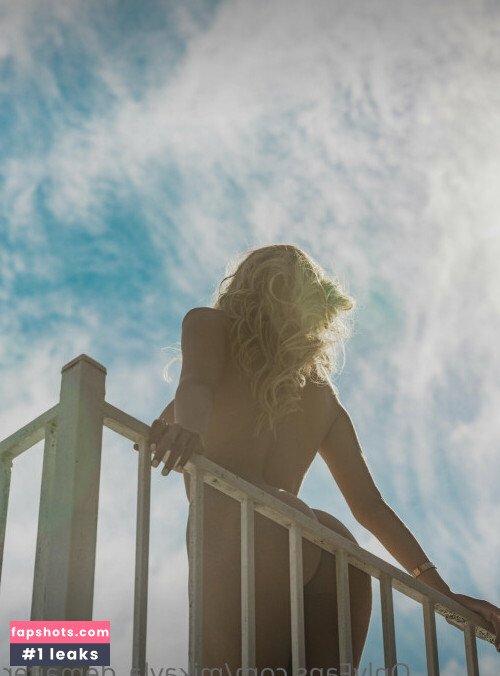 Mikayla Demaiter gallery photo #1148