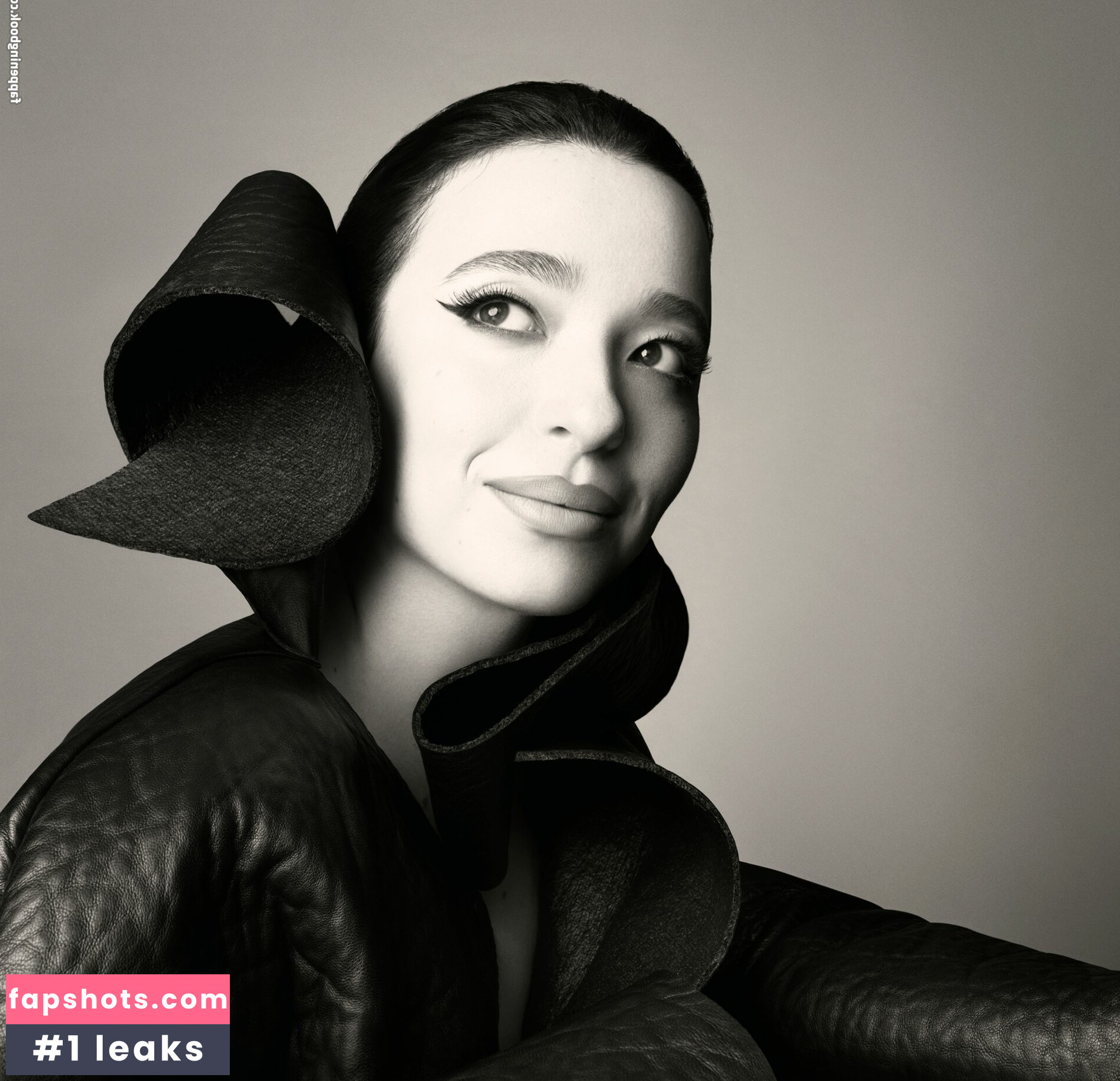 Mikey Madison gallery photo #9