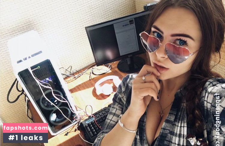 Mikhalina Novakovskaya gallery photo #18