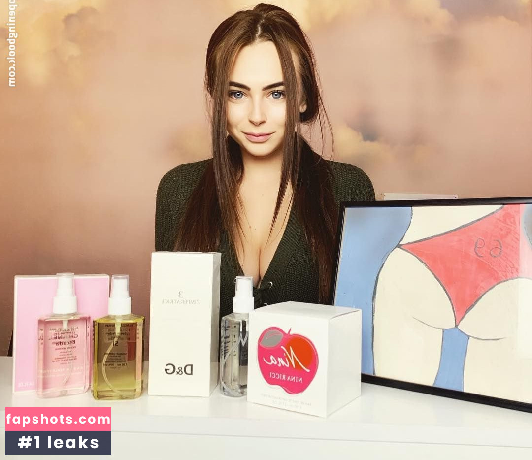 Mikhalina Novakovskaya gallery photo #19