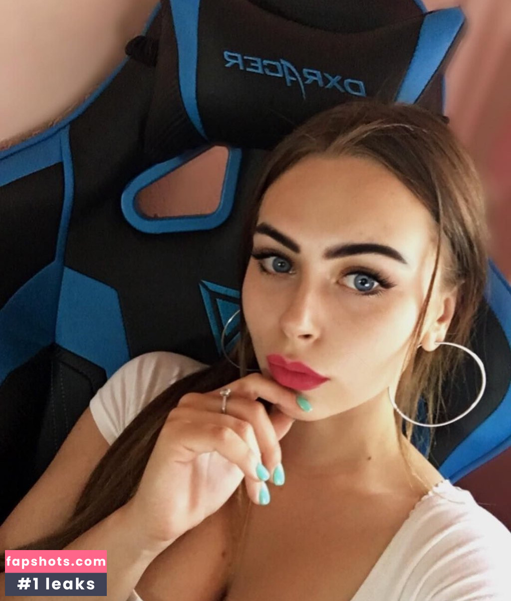 Mikhalina Novakovskaya gallery photo #32