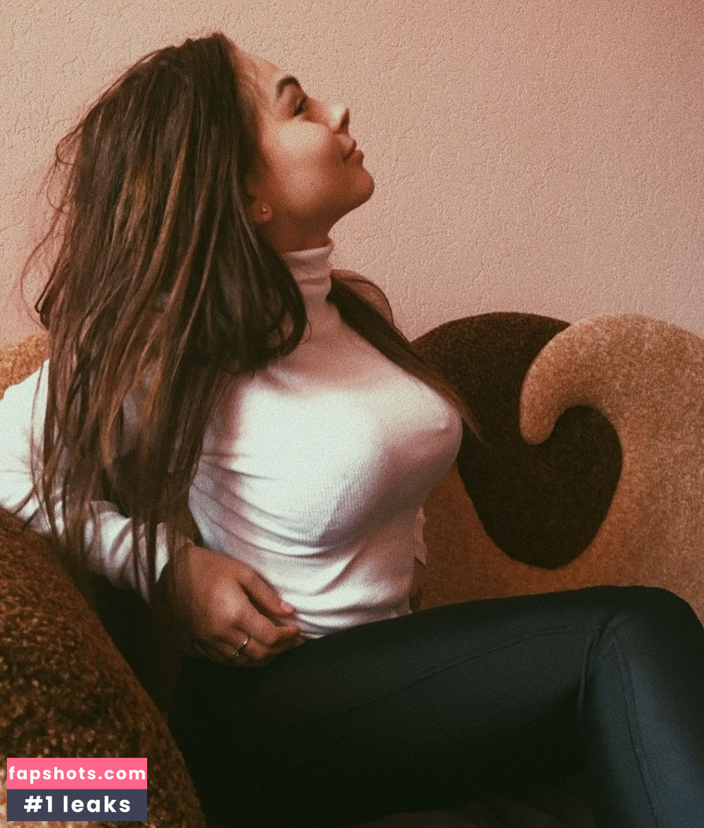 Mikhalina Novakovskaya gallery photo #55